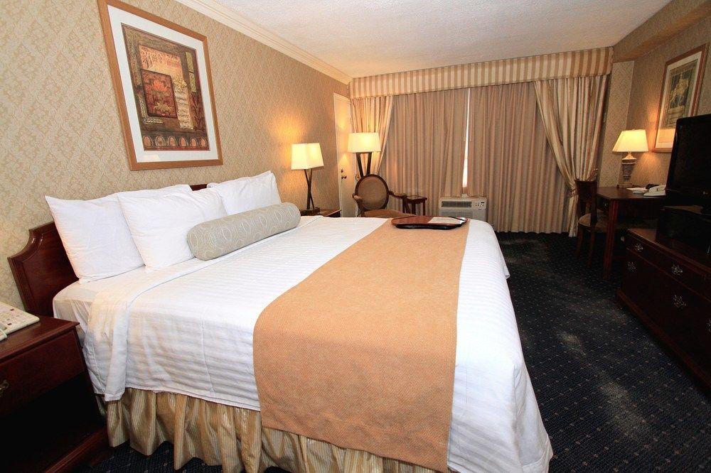 Bethesda Court Hotel エクステリア 写真
