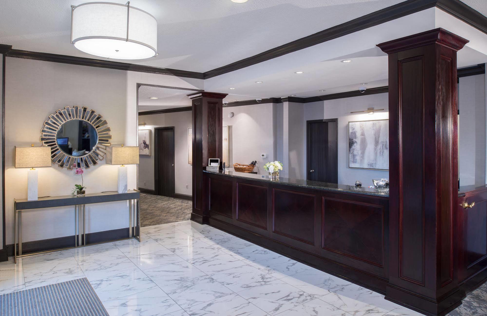 Bethesda Court Hotel エクステリア 写真